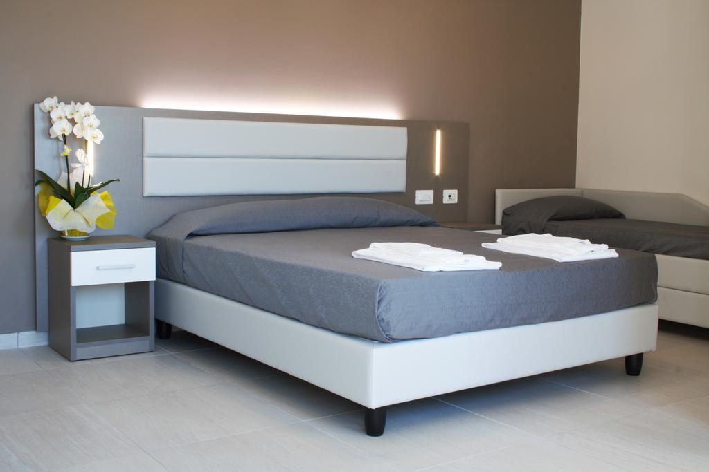 Gfh - Hotel Sole Resort & Spa Marotta Eksteriør billede