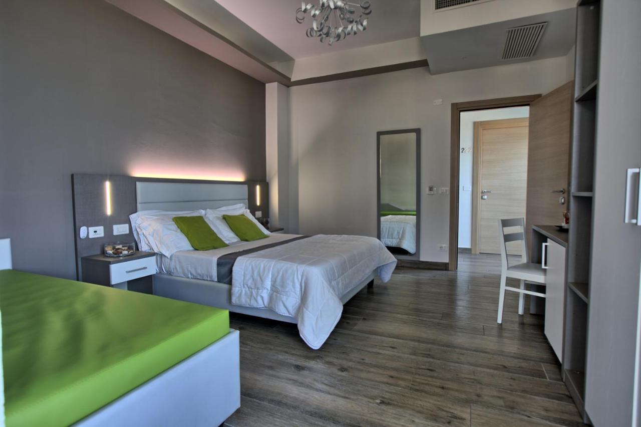 Gfh - Hotel Sole Resort & Spa Marotta Eksteriør billede